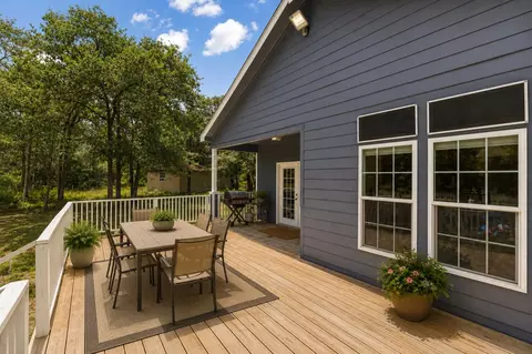 Exterior - 260 Dickerson Ln, Elgin, TX 78621 photo 7 of 10