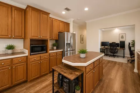Kitchen - 260 Dickerson Ln, Elgin, TX 78621 photo 3 of 4