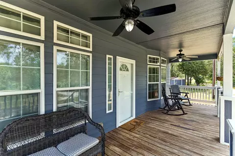 Exterior - 260 Dickerson Ln, Elgin, TX 78621 photo 4 of 10
