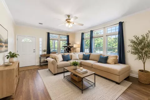 Living - 260 Dickerson Ln, Elgin, TX 78621 photo 2 of 3
