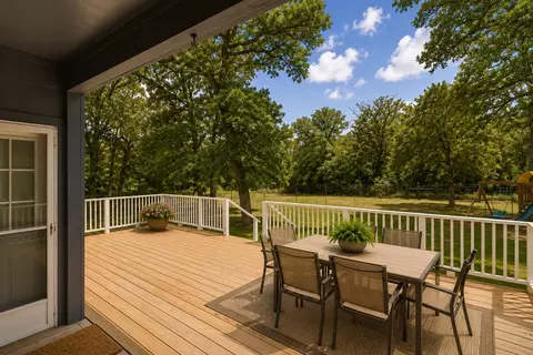 Exterior - 260 Dickerson Ln, Elgin, TX 78621 photo 1 of 10