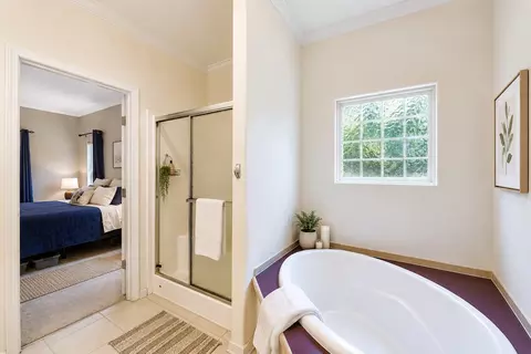 Bath - 260 Dickerson Ln, Elgin, TX 78621 photo 1 of 3