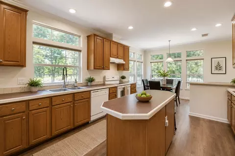 Kitchen - 260 Dickerson Ln, Elgin, TX 78621 photo 1 of 4