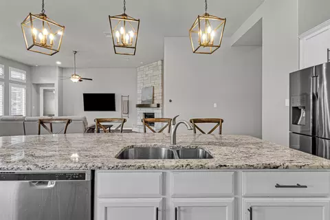 Kitchen - 841 Richardson Ln, Leander, TX 78641 photo 4 of 7