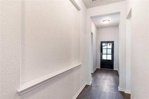209 Arrowhead Mound Rd, Georgetown, TX 78628 photo 3