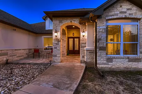 Exterior - 124 Gabriel Vis E, Georgetown, TX 78633 photo 5 of 8