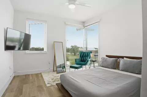 Bedroom - 2709 5th St E #1306, Austin, TX 78702 photo 4 of 5