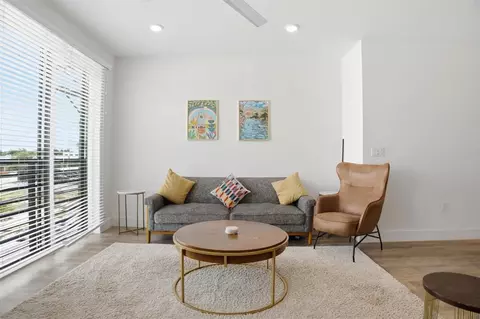 Living - 2709 5th St E #1306, Austin, TX 78702 photo 1 of 1