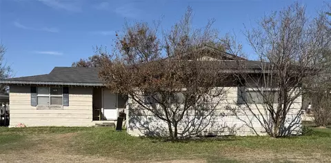 1046 State Highway 21 W Hwy, Cedar Creek, TX 78612