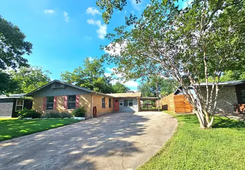 1812 Forestglade Dr, Austin, TX 78745