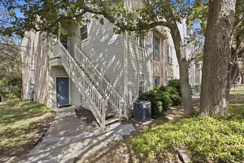 2450 Wickersham Ln #1001, Austin, TX 78741