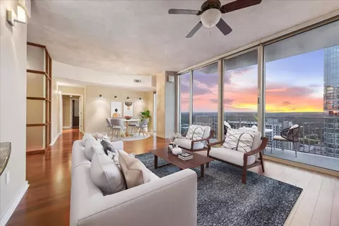 360 Nueces St #3504, Austin, TX 78701