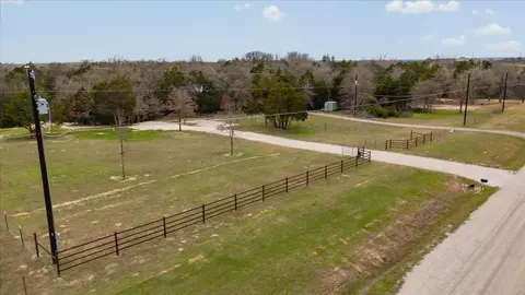 145 Eely Rd, Mcdade, TX 78650 photo 4
