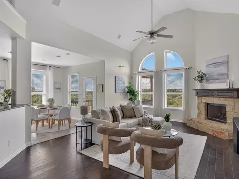 700 Ledge Stone Dr, Austin, TX 78737