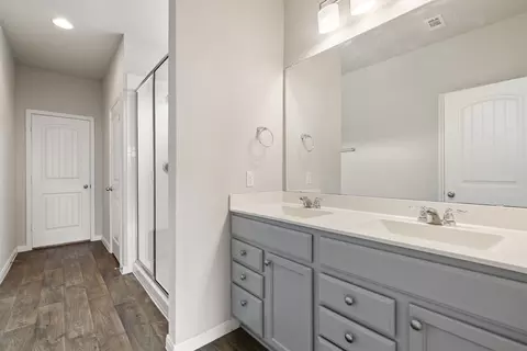 Entry Way - 102 Ashford Way, Georgetown, TX 78626 photo 3 of 4