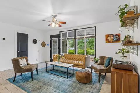 1428 Corona Dr, Austin, TX 78723