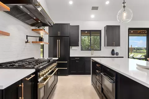 205 Retama Tree Trce, Liberty Hill, TX 78642