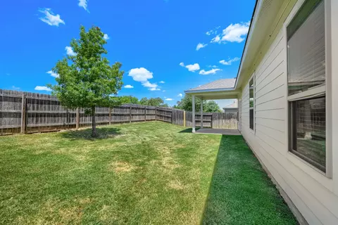 Exterior - 6000 Gerard Dr, Austin, TX 78744 photo 6 of 7