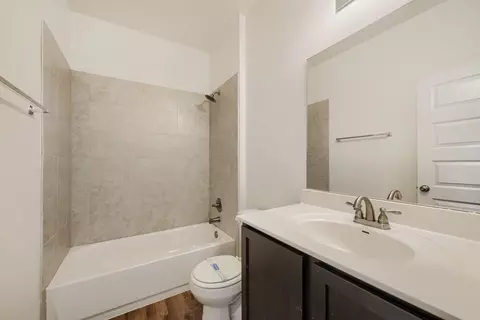 Bath - 6000 Gerard Dr, Austin, TX 78744 photo 2 of 2