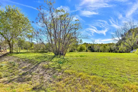 210 E Morrow St, Georgetown, TX 78626