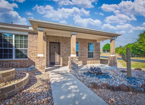 Exterior - 435 Davis Mountain Cir, Georgetown, TX 78633 photo 2 of 8