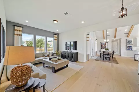 Living - 7804 Skytree Dr, Austin, TX 78744 photo 2 of 3