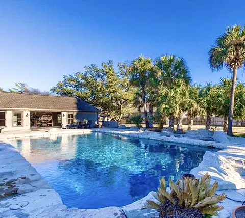 311 Oleander Dr, Marble Falls, TX 78654