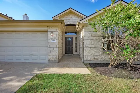 203 Newport Landing Pl, Round Rock, TX 78665