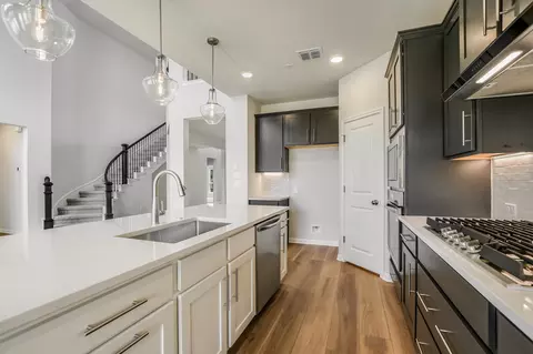 Kitchen - 262 Smithsonian Ln, Kyle, TX 78640 photo 2 of 3