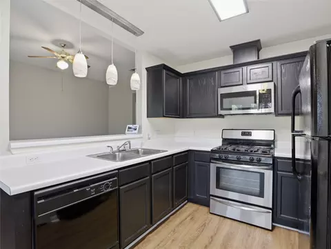 Kitchen - 168 Keystone Loop, Kyle, TX 78640 photo 2 of 2