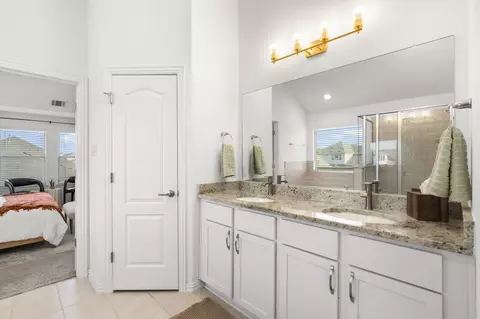 Entry Way - 463 Oleander Loop, Buda, TX 78610 photo 4 of 4