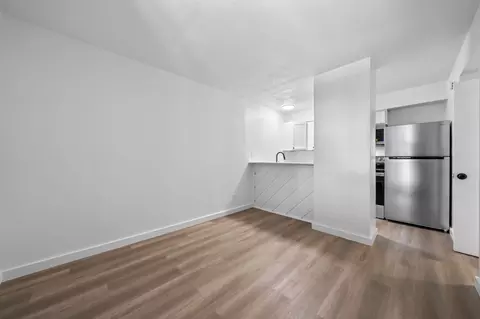 2410 Longview St #D-101, Austin, TX 78705