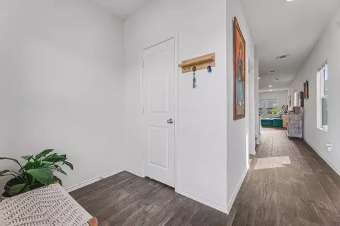 Entry Way - 209 Ehrlich St, Kyle, TX 78640 photo 2 of 10