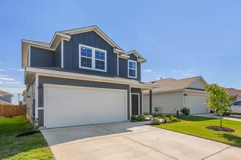 Exterior - 209 Ehrlich St, Kyle, TX 78640 photo 2 of 6
