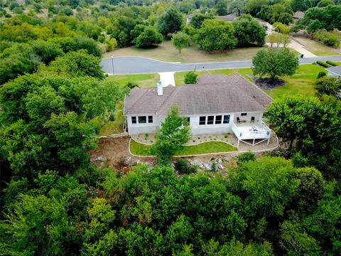 209 Overlook Ct, Georgetown, TX 78628