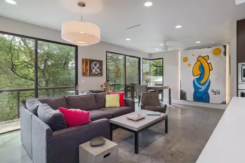 1325 Bonham Ter #C, Austin, TX 78704