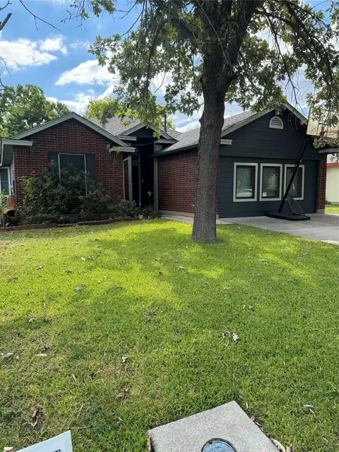 291 Brian Ln, Kyle, TX 78640