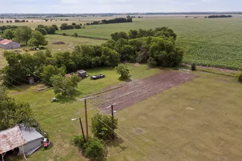 View/Area - 711 E Clark St, Bartlett, TX 76511 photo 11 of 13