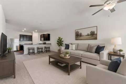 105 Brunswick Ln, Jarrell, TX 76537