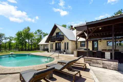 Exterior - 4530 Fm 86, Luling, TX 78648 photo 5 of 5