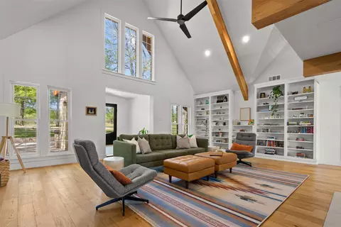Living - 4530 Fm 86, Luling, TX 78648 photo 2 of 4