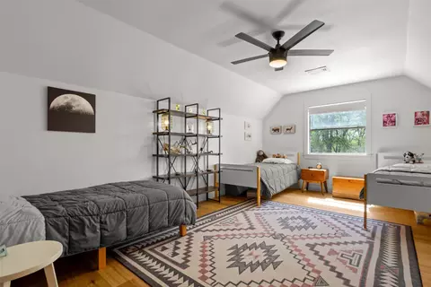 Bedroom - 4530 Fm 86, Luling, TX 78648 photo 2 of 2