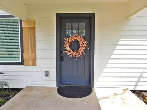 Exterior - 205 E Train St, Ellinger, TX 78938 photo 3 of 9