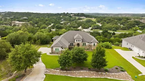 1177 Bluff Woods Dr, Driftwood, TX 78619