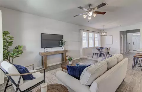 Living - 3813 Birdwatch Loop, Pflugerville, TX 78660 photo 3 of 4
