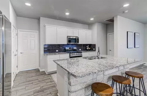 Kitchen - 3813 Birdwatch Loop, Pflugerville, TX 78660 photo 2 of 4