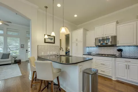 118 Perpetuation Dr, Austin, TX 78734