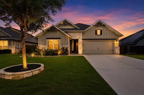 120 Scotsburg St, Hutto, TX 78634
