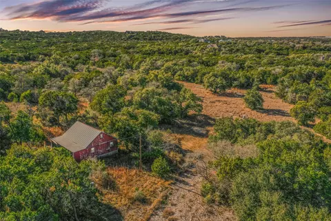 10107 Davy Crockett Dr, Dripping Springs, TX 78620