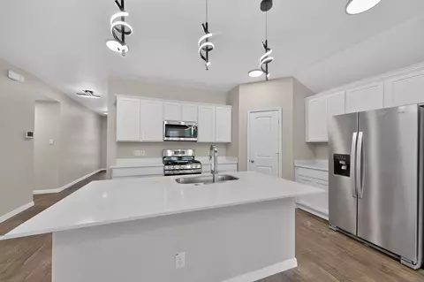 Kitchen - 315 Gladiola Loop, Kyle, TX 78640 photo 2 of 5